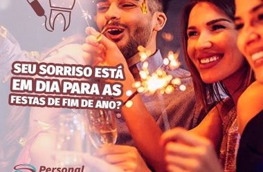 Seu sorriso está em dia para as festas de fim de ano?